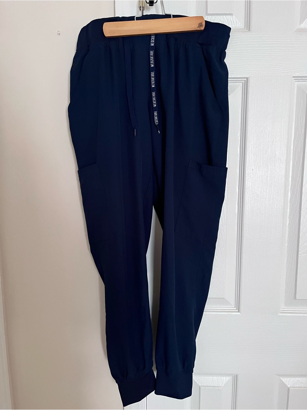 Med Couture Navy Elastic Waist Jogger Pants size medium